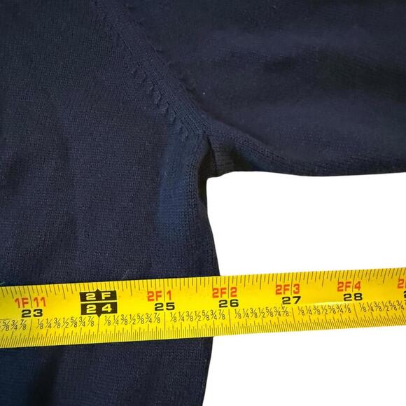 Lacoste Navy V-Neck Cotton Sweater – Size XL - Picture 6 of 7